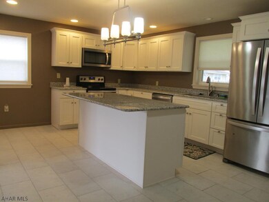 Kitchen Tile Floors