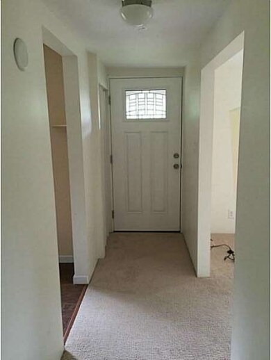 Entry/Foyer. NEW ENTRY DOOR!  FRESHLY PAINTED INTERIOR!
