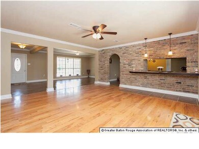 FAMILY ROOM WITH VIEW OF BAR