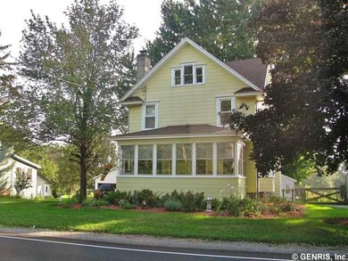 Exterior Front Seasonal Plants & Shrubs Accent The