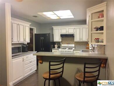 606 Cedar Dr, Copperas Cove, TX 76522 - photo 7