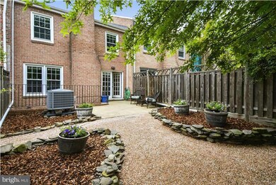 1003 N Vail St, Alexandria, VA 22304 - photo 3