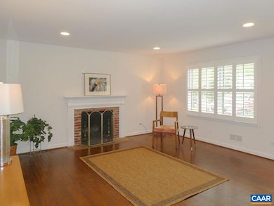 613 Shamrock Rd, Charlottesville, VA 22903 - photo 4