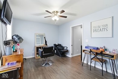 203 Crestwood Ave, Crawfordsville, IN 47933 - photo 4