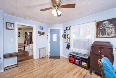 46 Campbell St-102