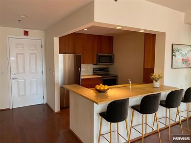 2207 City Place unit C2207, Edgewater, NJ 07020 - photo 3