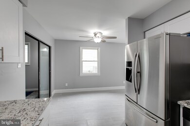 939 Andrews Ave, Darby, PA 19023 - photo 4