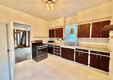 201 8th Ave SW, Aberdeen, SD 57401 - photo 7