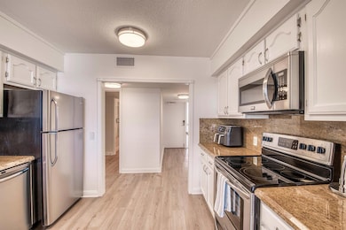 120 Lakeshore Dr unit 360, North Palm Beach, FL 33408 - photo 5