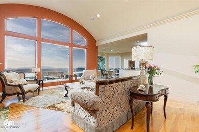 51-Living Room 20200611-DW-3262