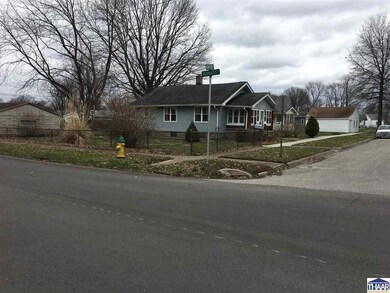 2402 Thompson St, Terre Haute, IN 47802 - photo 3