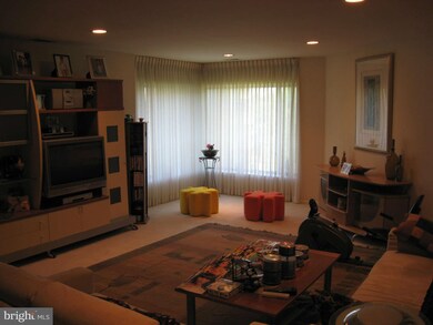 Towers Condominiums unit 407B, Baltimore, MD 21209 - photo 5