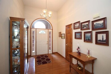 6104 Keebler Oaks Dr, Maryville, IL 62062 - photo 4