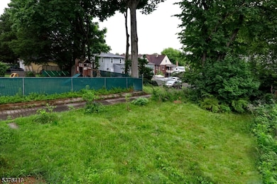 15 Albion St, Passaic, NJ 07055 - photo 7