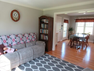 7 Fleetwood Rd, Bellingham, MA 02019 - photo 6