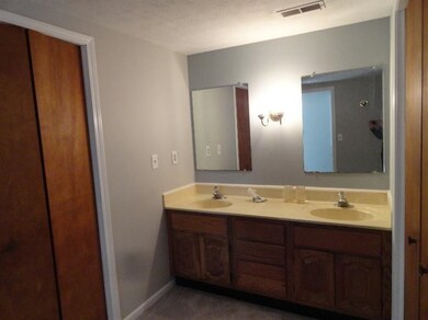 751 Flanders St, Chelsea, MI 48118 - photo 6