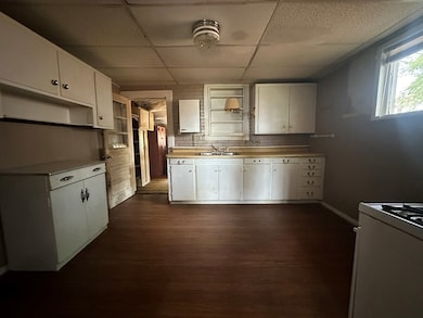 517 Spruce St, Ironton, OH 45638 - photo 5