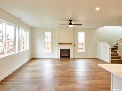 2569 N Lydia Loop, Hubbard, OR 97032 - photo 4