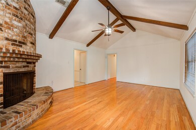 3911 Black Locust Dr, Houston, TX 77088 - photo 5