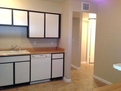 04 Kitchen
