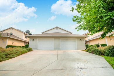 1747 Laurel Ave, Redding, CA 96001 - photo 2