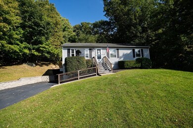 524 Pleasant St, Southbridge, MA 01550 - photo 3