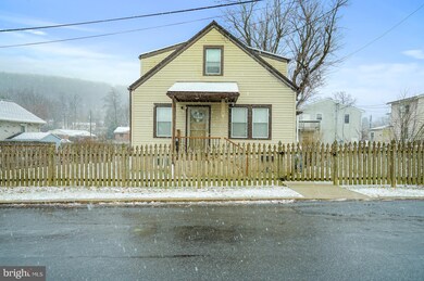 1206 Garden Ave, Allentown, PA 18103 - photo 2