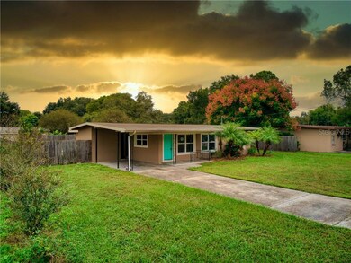 345 17th St NE, Winter Haven, FL 33881 - photo 4