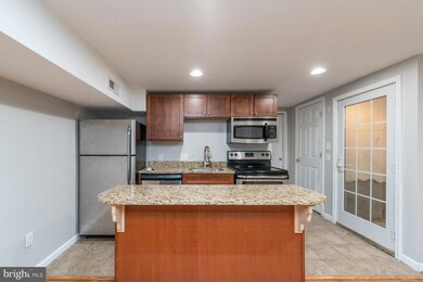 1818 Eastern Ave unit B, Baltimore, MD 21231 - photo 3