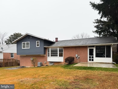 12826 Camellia Dr, Silver Spring, MD 20906 - photo 2