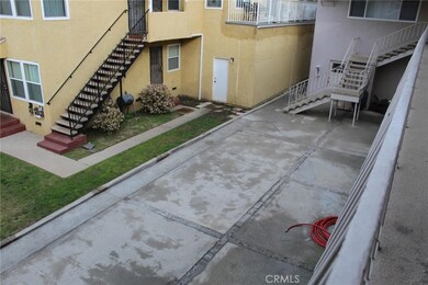unlisted-address, Long Beach, CA 90808 - photo 3