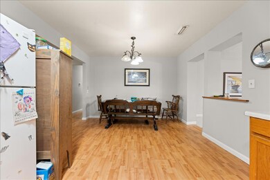 215 Forest - Interior 4