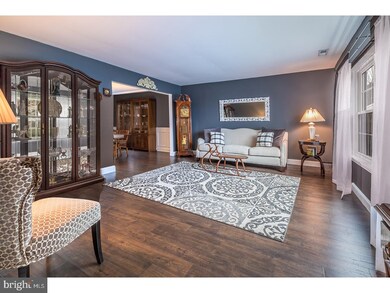 331 Stevenson Cir, Lafayette Hill, PA 19444 - photo 3