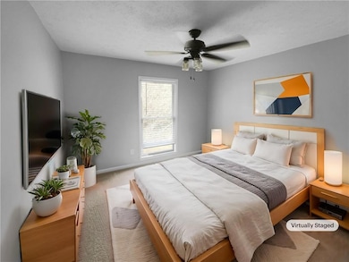 4958 Meadow Ln unit 4958, Marietta, GA 30068 - photo 4