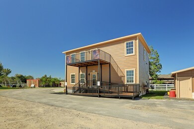 870 Barrell Rd unit D2, Alvin, TX 77511 - photo 3