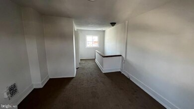 1052 Pike St, Reading, PA 19604 - photo 6