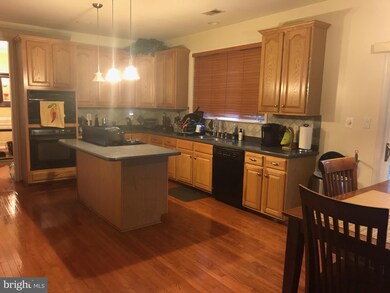 7845 Fern Hill St, Waldorf, MD 20603 - photo 2