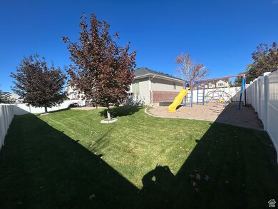 95 W 2400 N, Layton, UT 84041 - photo 2