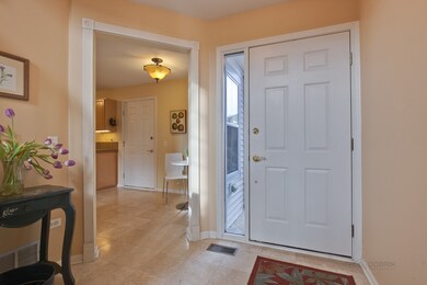 118 Pembroke Cir unit 46C2, Lake Bluff, IL 60044 - photo 3