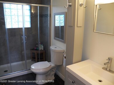 2936 Pleasant Grove Rd, Lansing, MI 48910 - photo 6