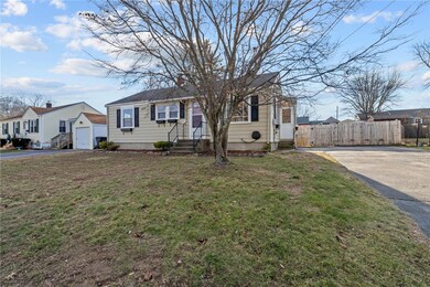 16 Elmbrook Dr, Warwick, RI 02889 - photo 3