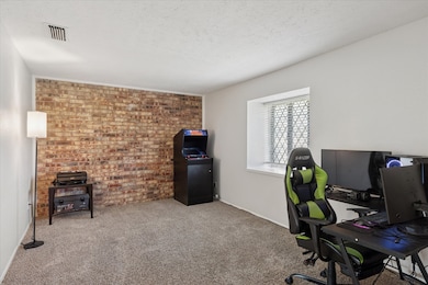 11 E Townhouse Ln unit 26, Grand Prairie, TX 75052 - photo 6