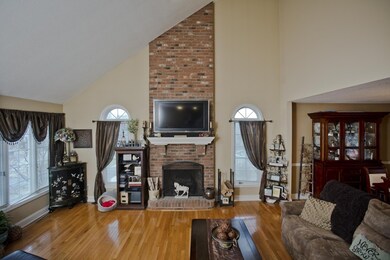 16 Pheasant Dr, Westfield, MA 01085 - photo 2