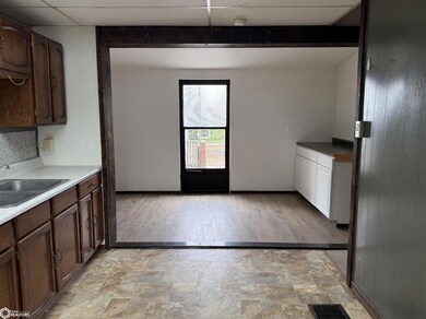 527 E 4th St, Glidden, IA 51443 - photo 6