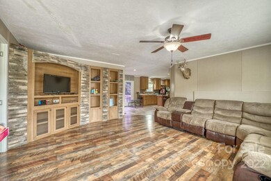 18 Cathedral View Ln, Hendersonville, NC 28792 - photo 6