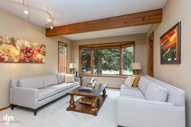 Living Room MS_75277-SMALL