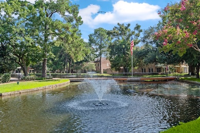 5801 Lumberdale Rd unit 127, Houston, TX 77092 - photo 7