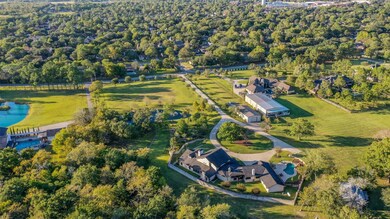 17 Wilderness Trail, Friendswood, TX 77546 - photo 3