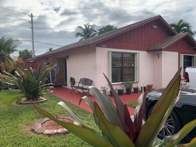 5426 Bonky Ct unit 100B, West Palm Beach, FL 33415 - photo 2