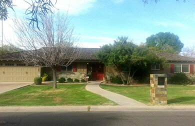 4124 E Camelback Front Exterior